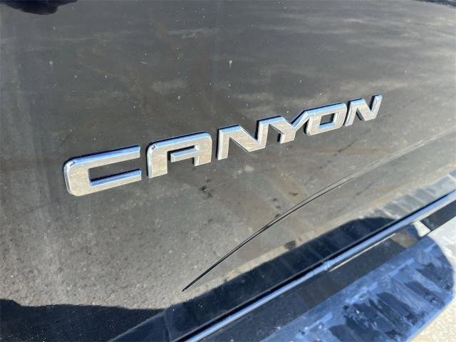 2016 GMC Canyon Vehicle Photo in TULLY, NY 13159-3159