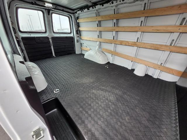 2023 Chevrolet Express Cargo 2500 Vehicle Photo in GREEN BAY, WI 54304-5303