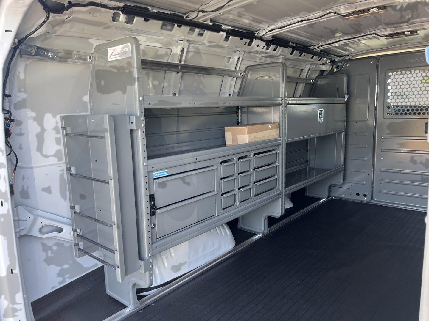 2025 Chevrolet Express Cargo 2500 Vehicle Photo in GEORGETOWN, TX 78626-7508