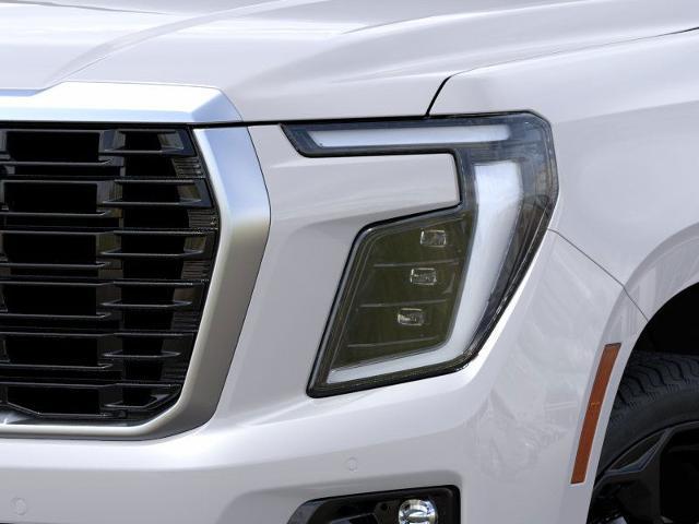 2025 GMC Yukon XL Vehicle Photo in TOPEKA, KS 66609-0000