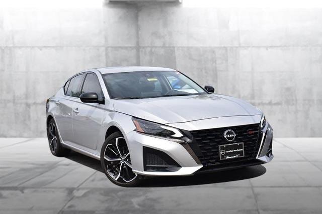 2024 Nissan Altima Vehicle Photo in Ballwin, MO 63011