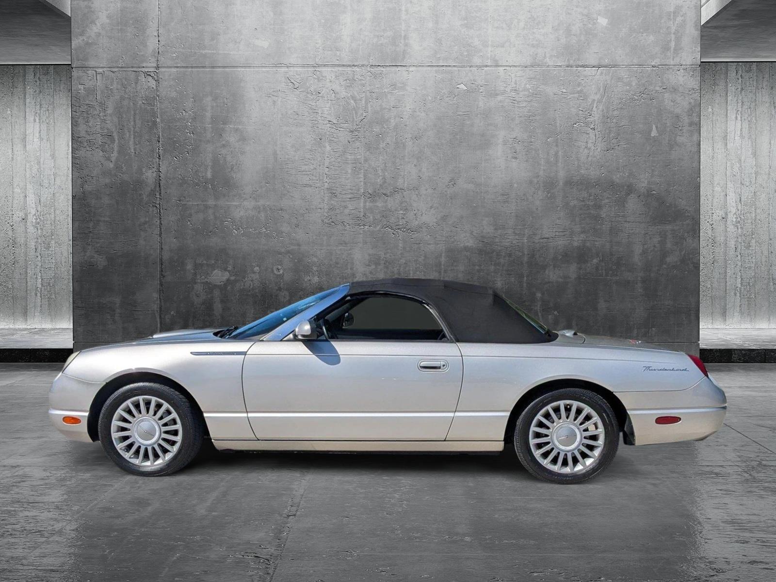 2005 Ford Thunderbird Vehicle Photo in PEMBROKE PINES, FL 33024-6534