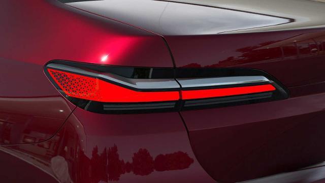 2025 BMW 740i Vehicle Photo in GRAPEVINE, TX 76051