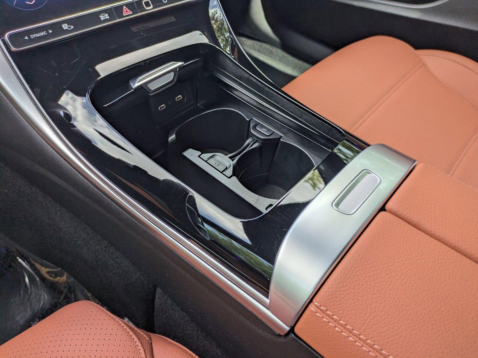 2025 Mercedes-Benz C-Class Vehicle Photo in Sarasota, FL 34231