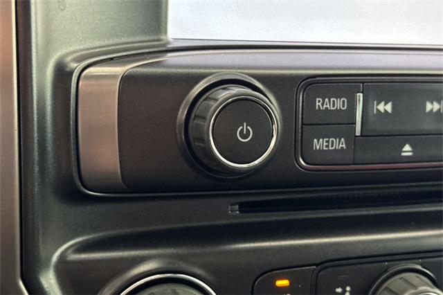 2015 GMC Sierra 1500 Vehicle Photo in ELK GROVE, CA 95757-8703
