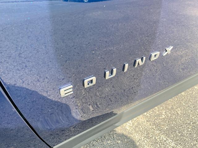 2022 Chevrolet Equinox Vehicle Photo in MOON TOWNSHIP, PA 15108-2571