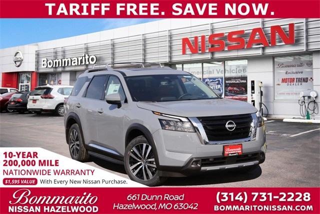 2025 Nissan Pathfinder Vehicle Photo in Hazelwood, MO 63042
