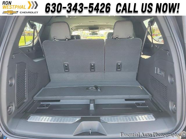 2025 Chevrolet Suburban Vehicle Photo in AURORA, IL 60503-9326