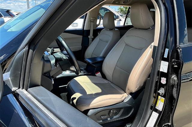 2023 Ford Explorer Vehicle Photo in Grapevine, TX 76051