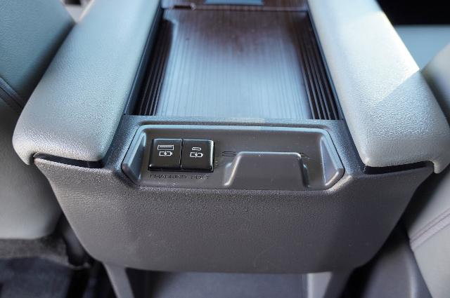 2021 Toyota Sienna Vehicle Photo in Riverdale, UT 84405