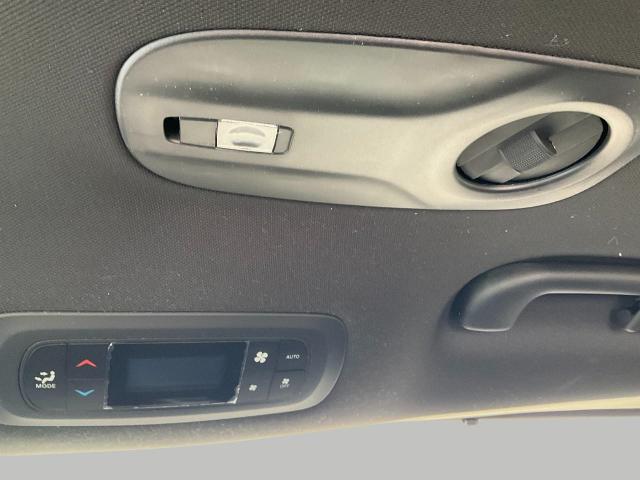 2025 Chrysler Pacifica Vehicle Photo in Kaukauna, WI 54130