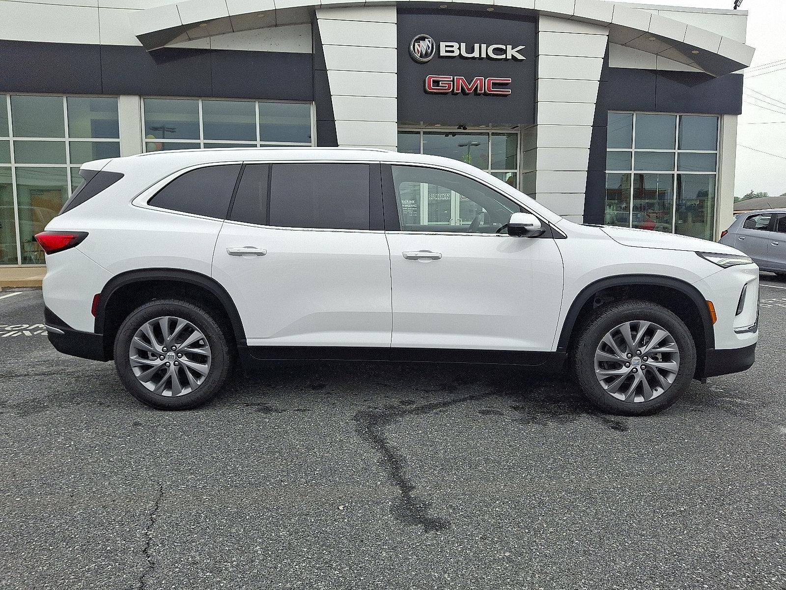 2025 Buick Enclave Vehicle Photo in HARRISBURG, PA 17111-1033