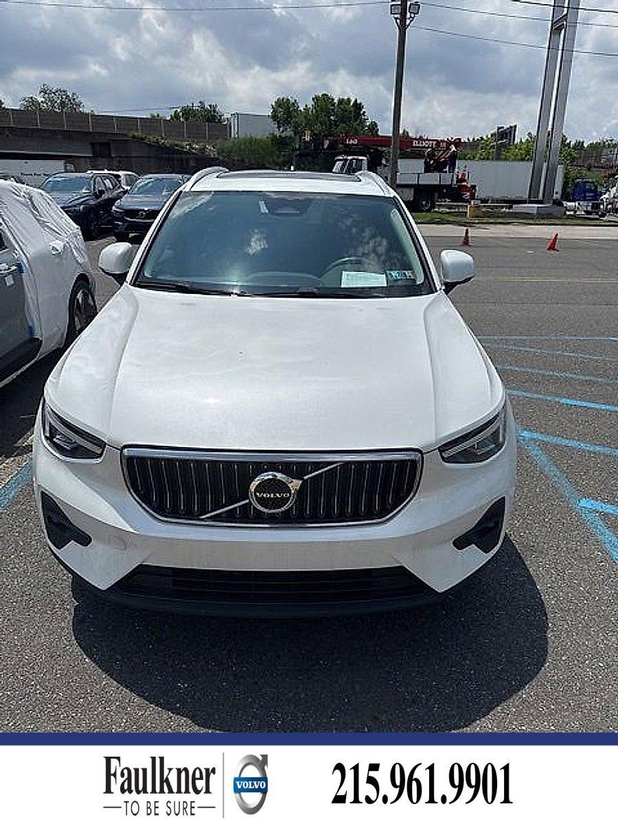 2023 Volvo XC40 Vehicle Photo in Trevose, PA 19053