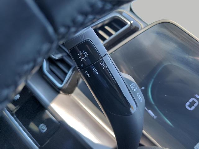 2023 Kia Sportage Vehicle Photo in Green Bay, WI 54304