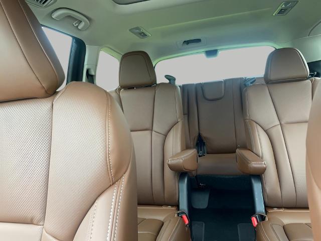2025 Subaru Ascent Vehicle Photo in Oshkosh, WI 54904