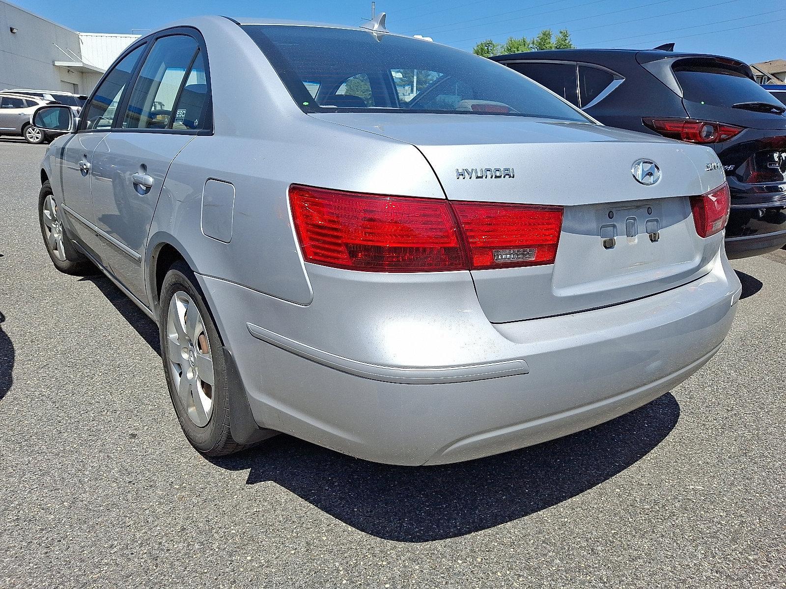 2010 Hyundai Sonata Vehicle Photo in BETHLEHEM, PA 18017-9401