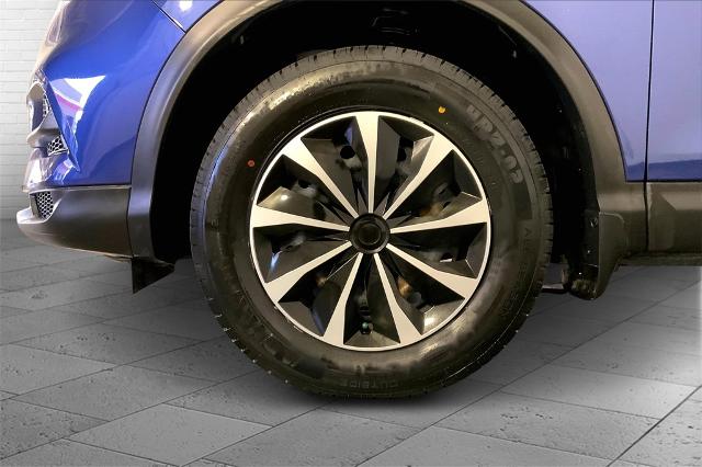 2020 Nissan Rogue Sport Vehicle Photo in Lees Summit, MO 64086