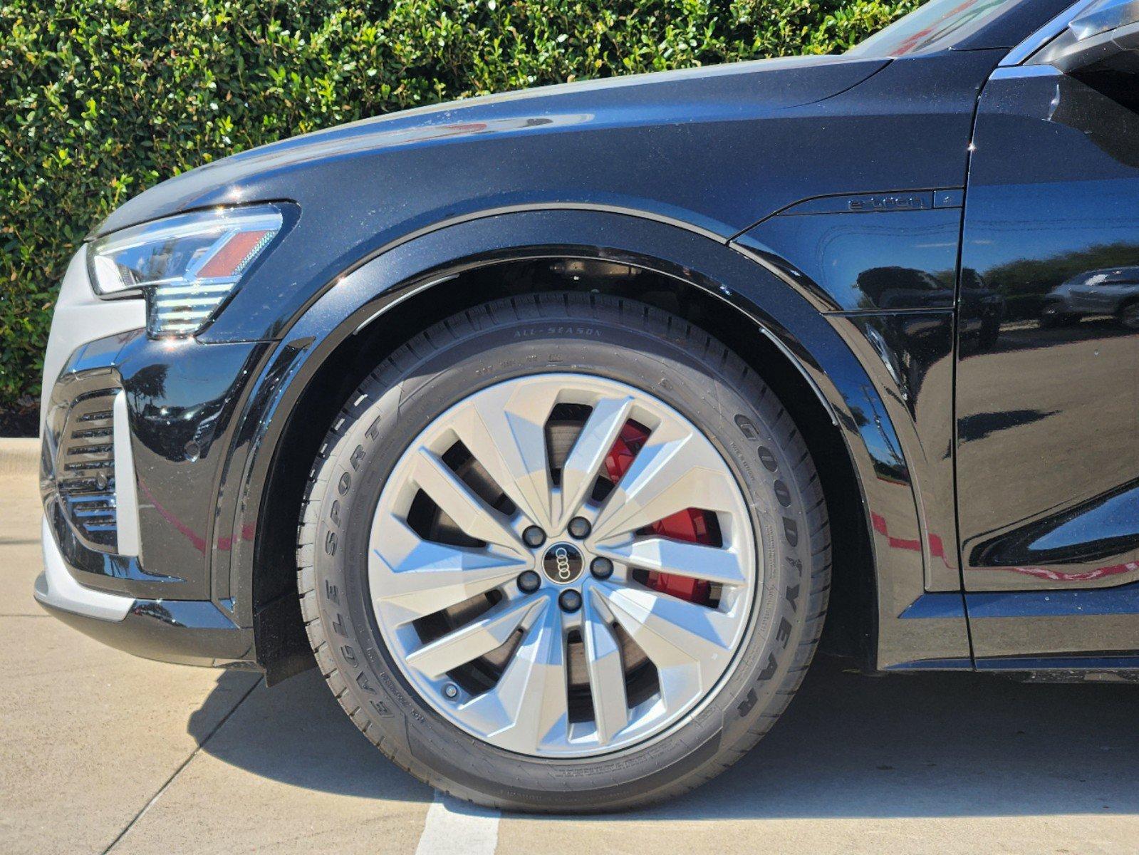 2024 Audi SQ8 e-tron Vehicle Photo in MCKINNEY, TX 75070