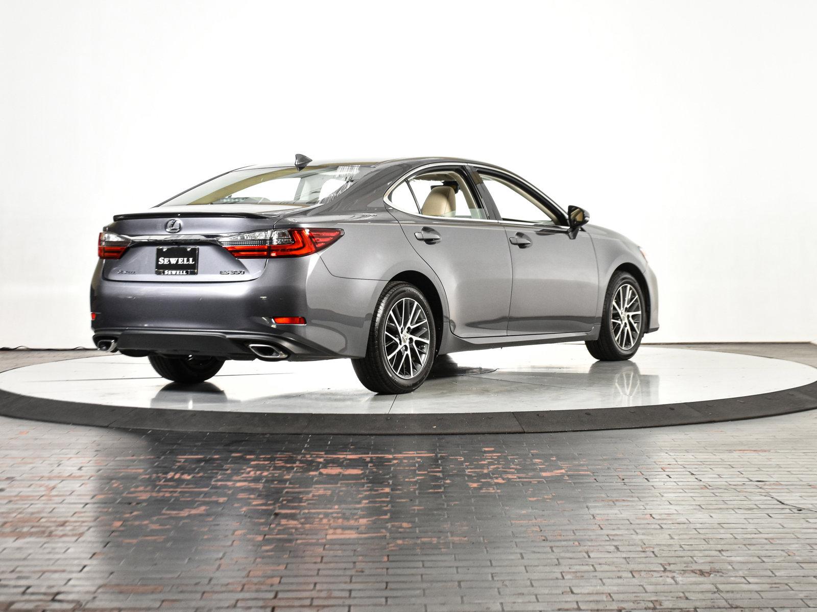 2016 Lexus ES 350 Vehicle Photo in DALLAS, TX 75235