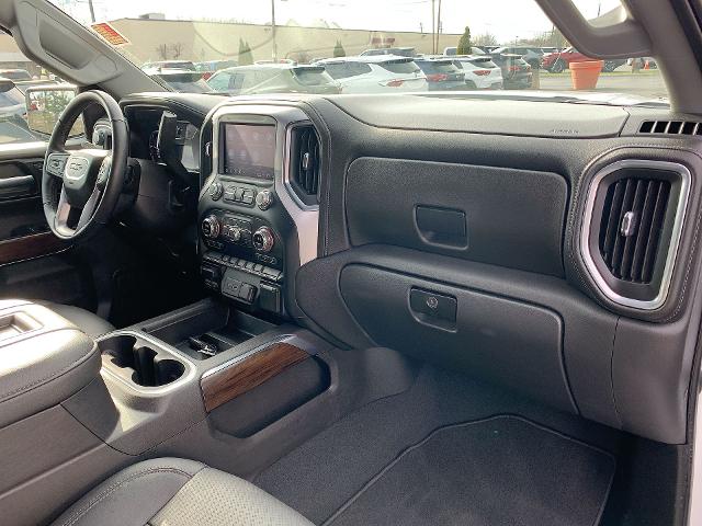 2021 GMC Sierra 1500 Vehicle Photo in MOON TOWNSHIP, PA 15108-2571