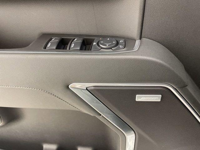 2025 Chevrolet Silverado 1500 Vehicle Photo in PHOENIX, AZ 85014-3381
