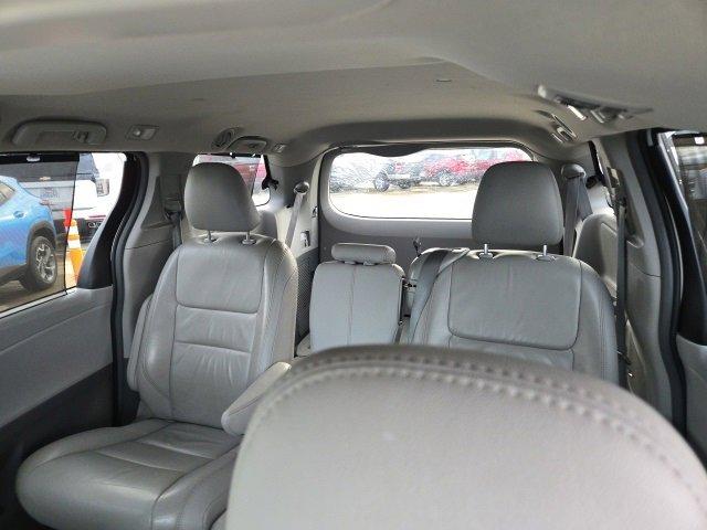 2016 Toyota Sienna Vehicle Photo in EVERETT, WA 98203-5662