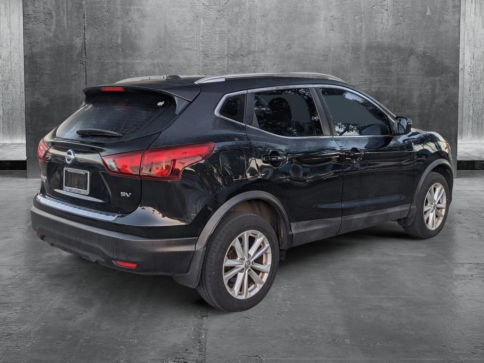 2018 Nissan Rogue Sport Vehicle Photo in PEMBROKE PINES, FL 33024-6534