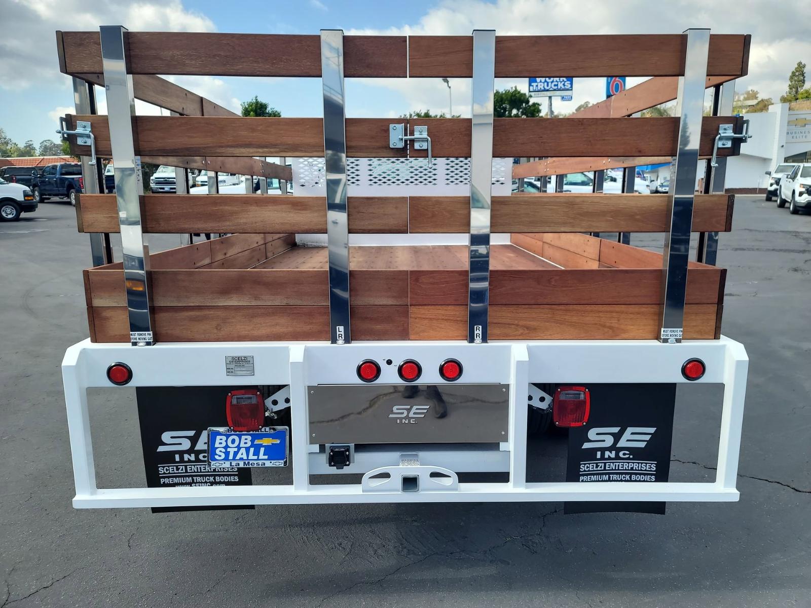 2024 Chevrolet Silverado Chassis Cab Vehicle Photo in LA MESA, CA 91942-8211