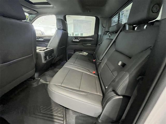 2025 Chevrolet Silverado 1500 Vehicle Photo in ALCOA, TN 37701-3235