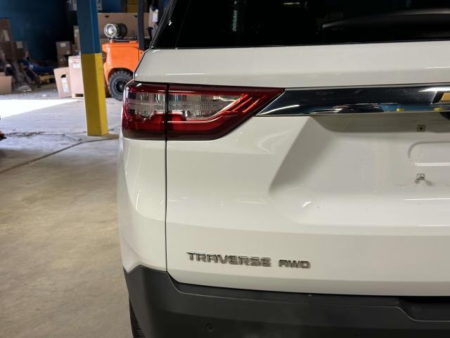 2021 Chevrolet Traverse Vehicle Photo in Roslyn, NY 11576