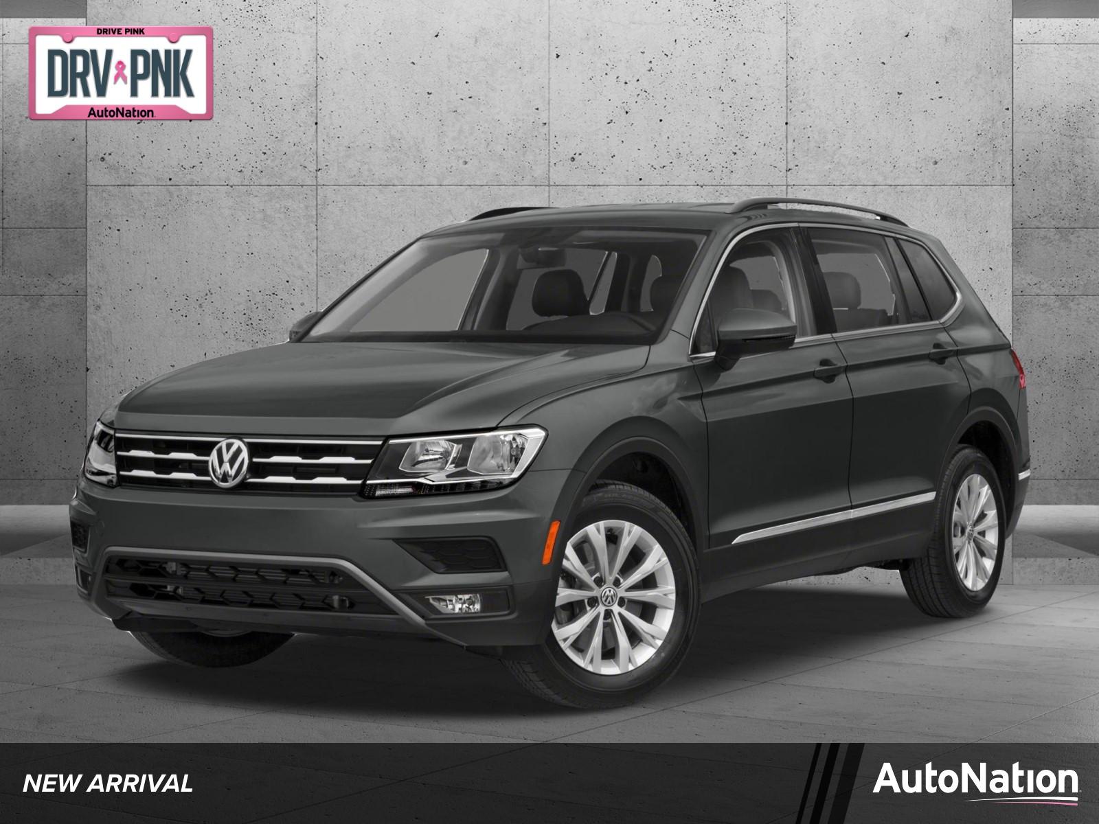 2019 Volkswagen Tiguan Vehicle Photo in GREENACRES, FL 33463-3207