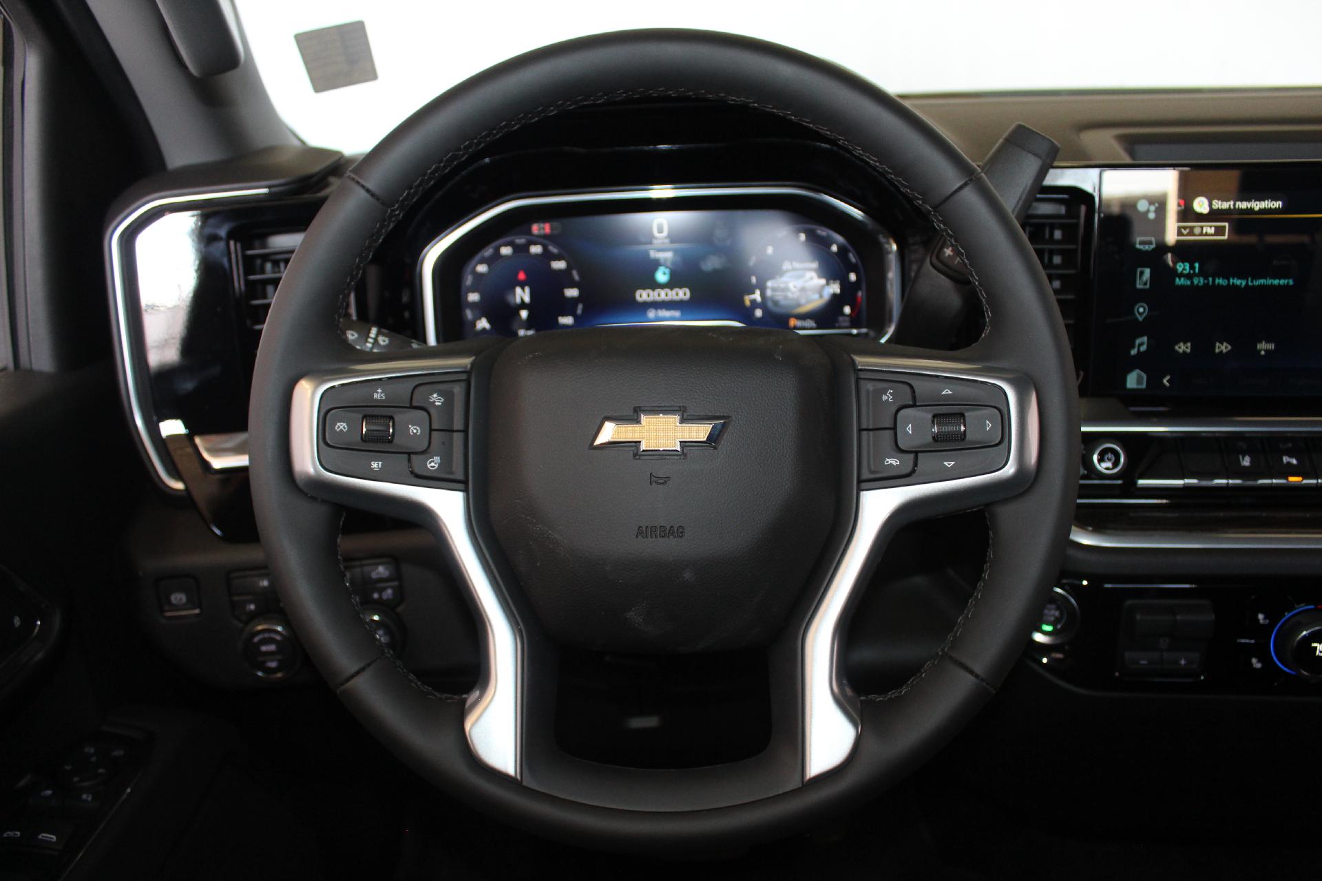 2025 Chevrolet Silverado 2500 HD Vehicle Photo in NORTHAMPTON, MA 01060-1120