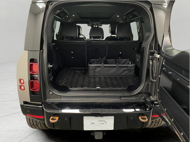 2023 Defender Vehicle Photo in Appleton, WI 54913