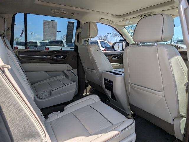 2021 GMC Yukon XL Vehicle Photo in AURORA, CO 80012-4011