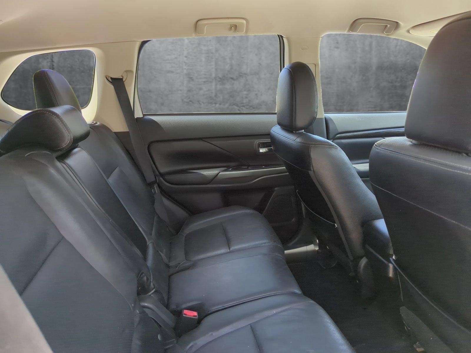 2019 Mitsubishi Outlander Vehicle Photo in Margate, FL 33063