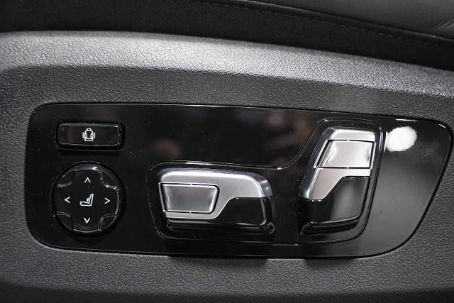 2025 BMW X7 M60i Vehicle Photo in GRAPEVINE, TX 76051