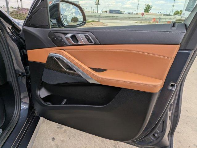 2022 BMW X6 xDrive40i Vehicle Photo in SELMA, TX 78154-1459