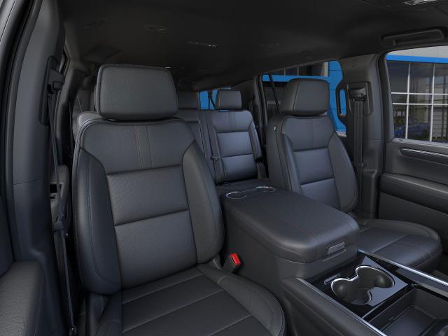 2025 Chevrolet Suburban Vehicle Photo in Roslyn, NY 11576