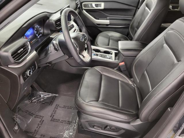 2023 Ford Explorer Vehicle Photo in Neenah, WI 54956