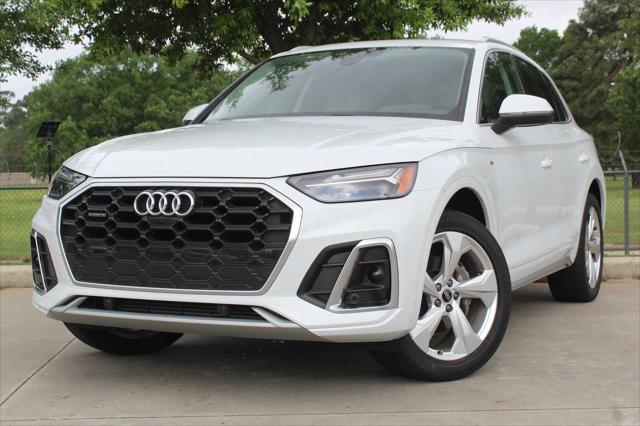 2022 Audi Q5 Vehicle Photo in HOUSTON, TX 77090