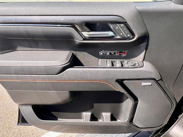 2025 GMC Sierra 1500 Vehicle Photo in EFFINGHAM, IL 62401-2832