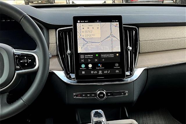 2025 Volvo XC90 Vehicle Photo in Grapevine, TX 76051