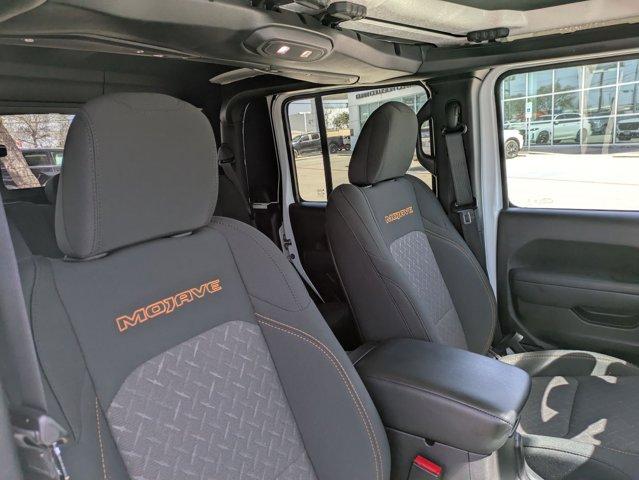 2024 Jeep Gladiator Vehicle Photo in SELMA, TX 78154-1460