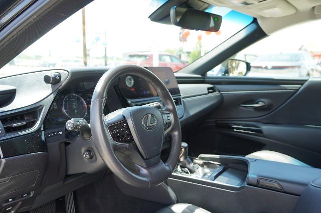 2023 Lexus ES 350 Vehicle Photo in Riverdale, UT 84405