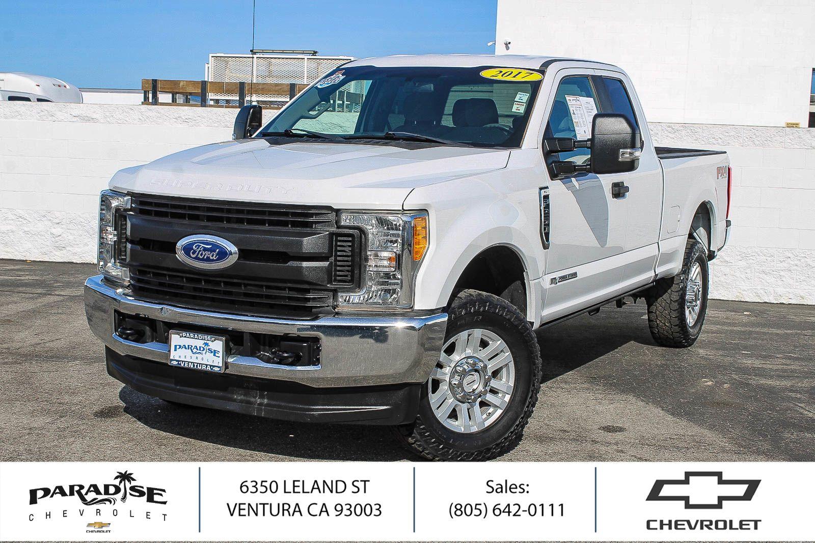 Oxford White 2017 Ford F-250 Super Duty XLT SuperCab 4WD Pickup Truck Four-Wheel Drive Automatic