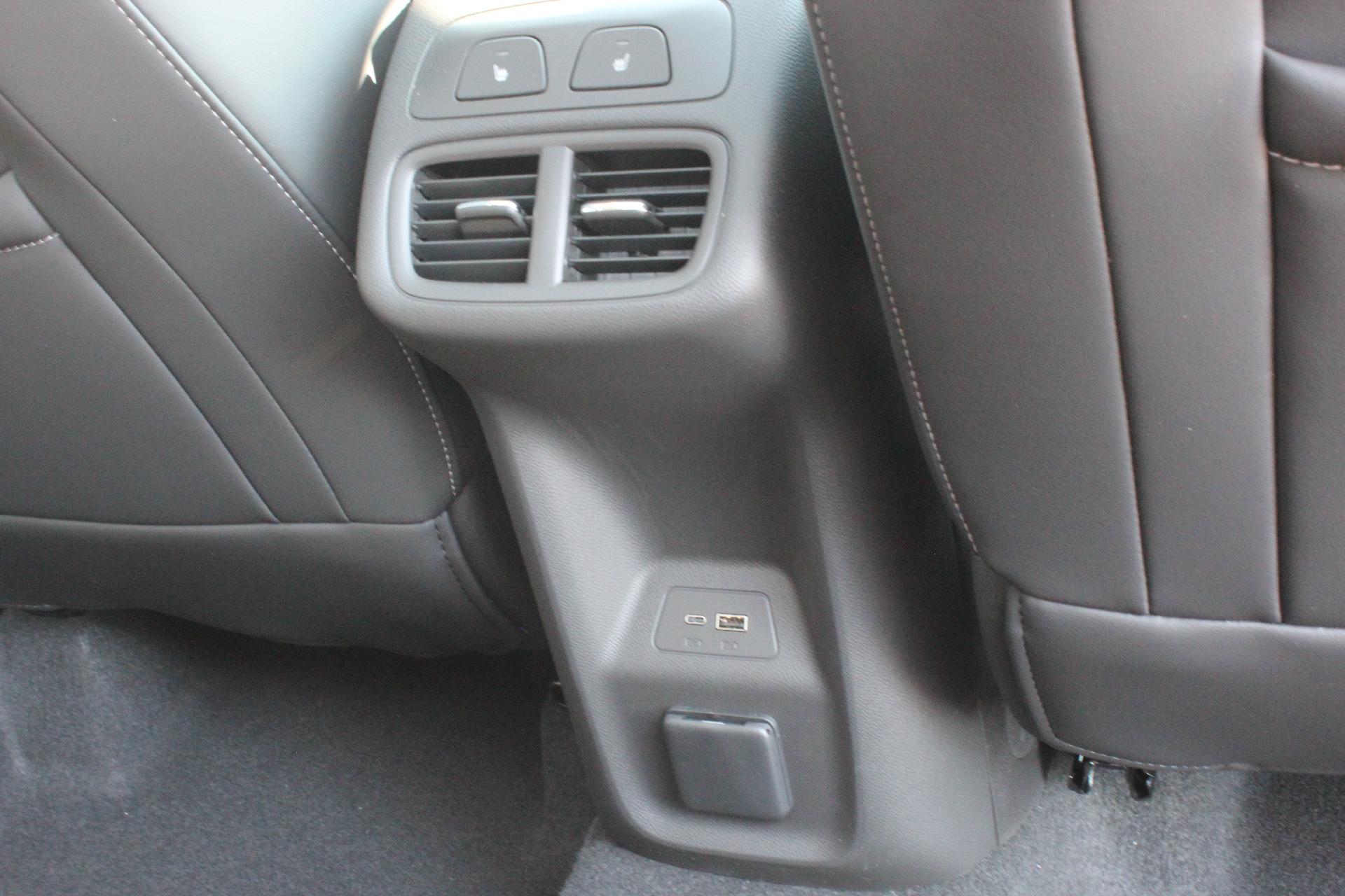 2024 Buick Envision Vehicle Photo in AURORA, CO 80012-4011