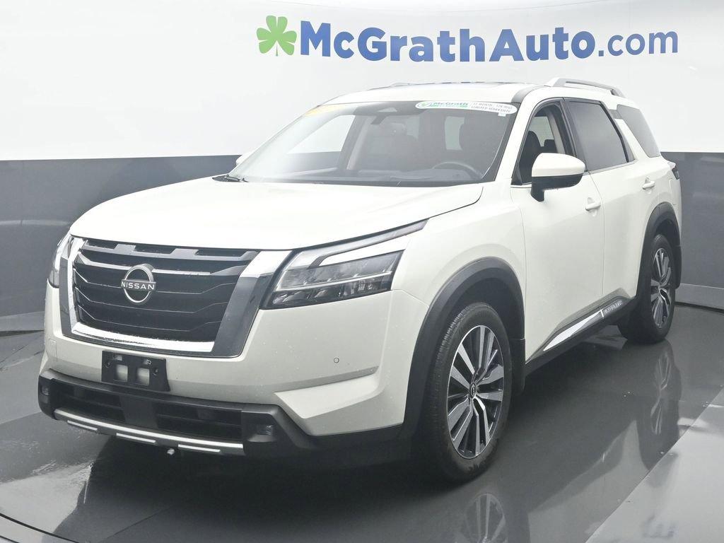2022 Nissan Pathfinder Vehicle Photo in Cedar Rapids, IA 52402