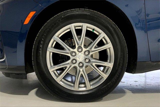 2022 Buick Enclave Vehicle Photo in TOPEKA, KS 66609-0000