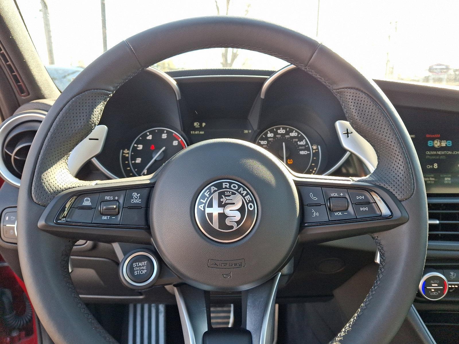 2022 Alfa Romeo Giulia Vehicle Photo in Willow Grove, PA 19090