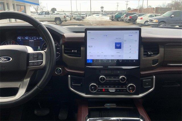 2022 Ford Expedition Max Vehicle Photo in TOPEKA, KS 66609-0000